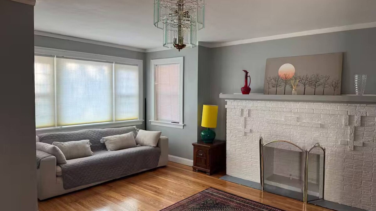 Chicago Lawn House | Cozy home,First floor, 5 min from midway airport