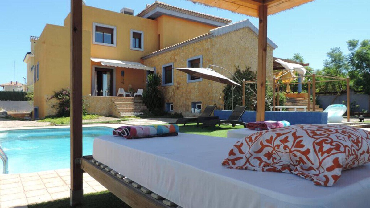 Santa Pola House | Cozy home in a quiet area near the sea with FREE WIFI
