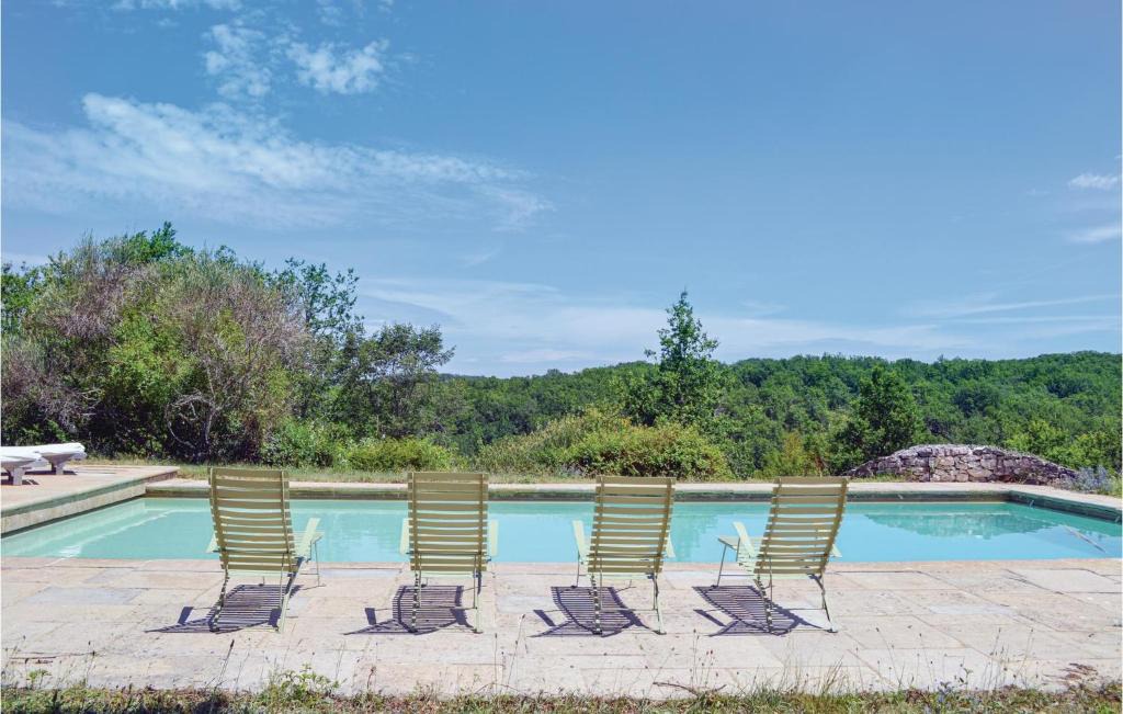 Pons House | Cozy Home In Carnac-Rouffiac