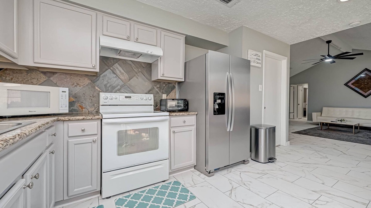 Cypress Bed & Breakfast | Cozy home in Cypress
