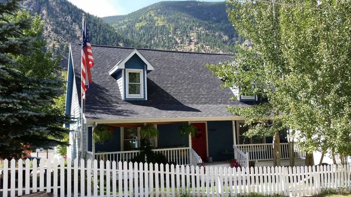 Historic District House | Cozy home in Georgetown with gigabit internet, hiking, skiing, & a cool train!