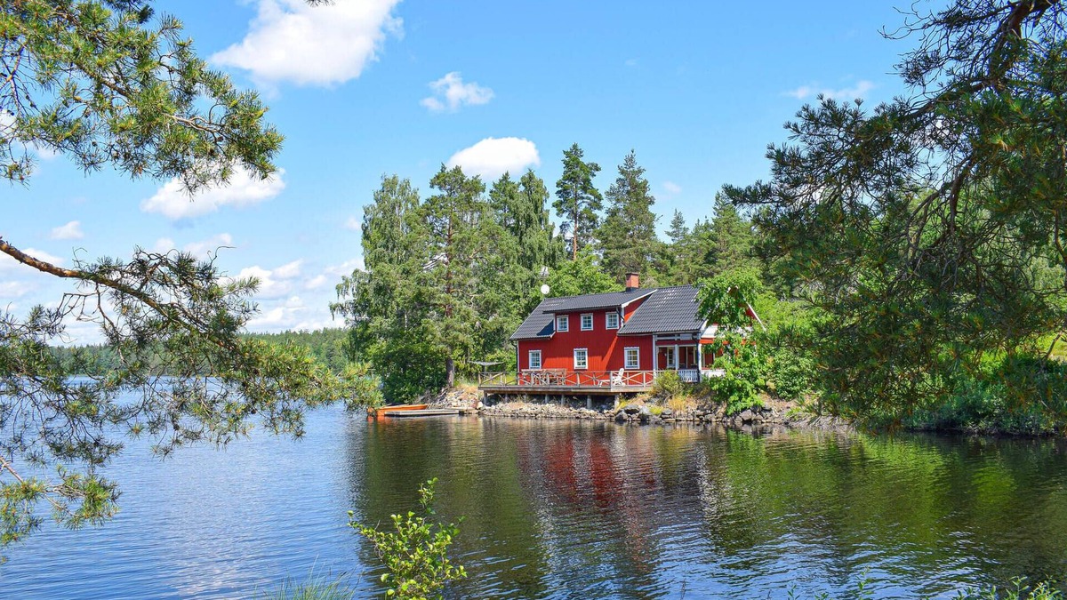 Hogsby Municipality House | Cozy home in Högsby with sauna