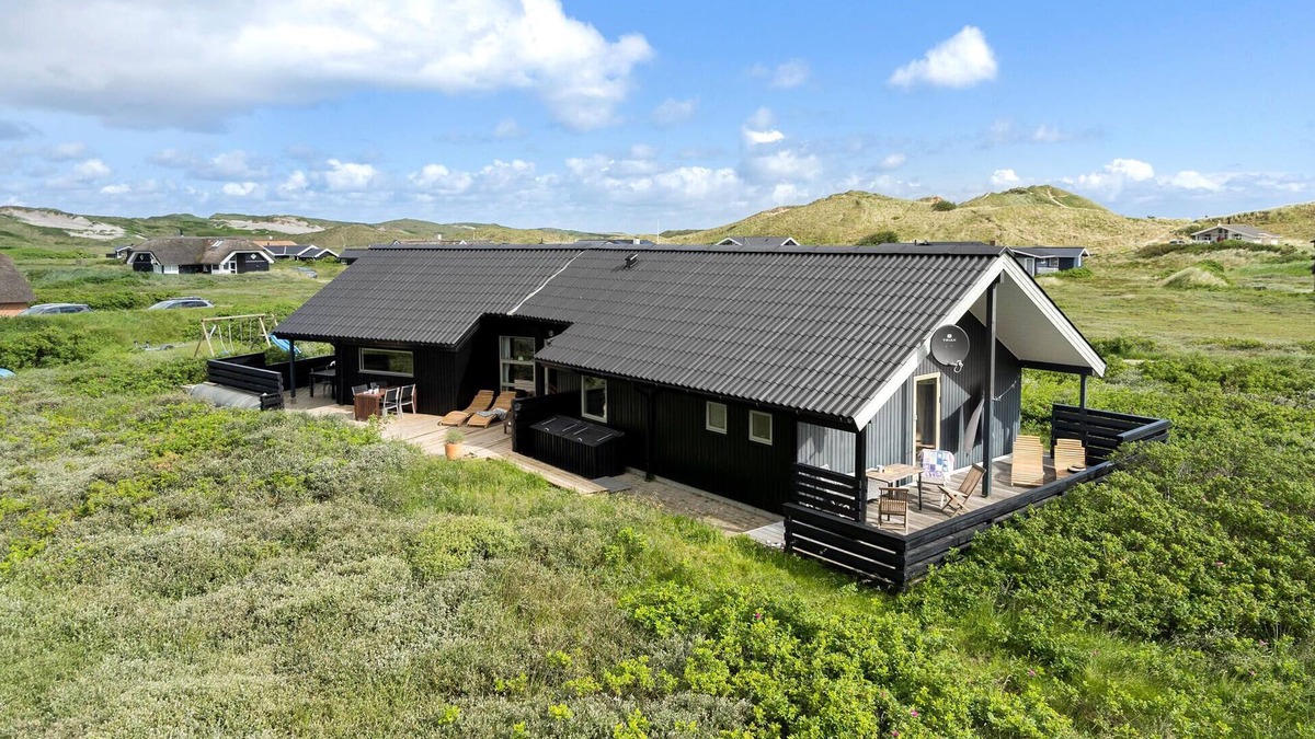 Haurvig House | Cozy home in Hvide Sande with WiFi