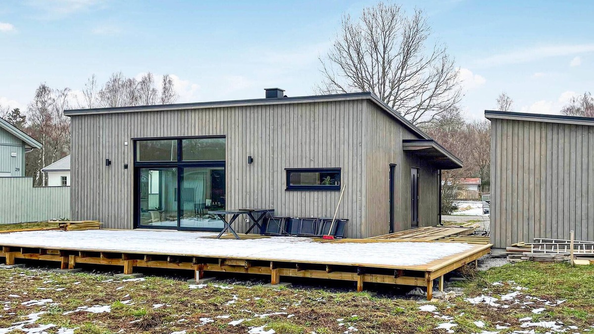 Jamjo House | Cozy home in Jämjö with jacuzzi