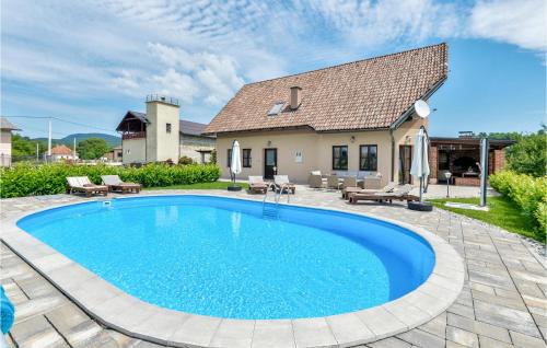 Krasic House | Cozy Home In Krasic With Sauna