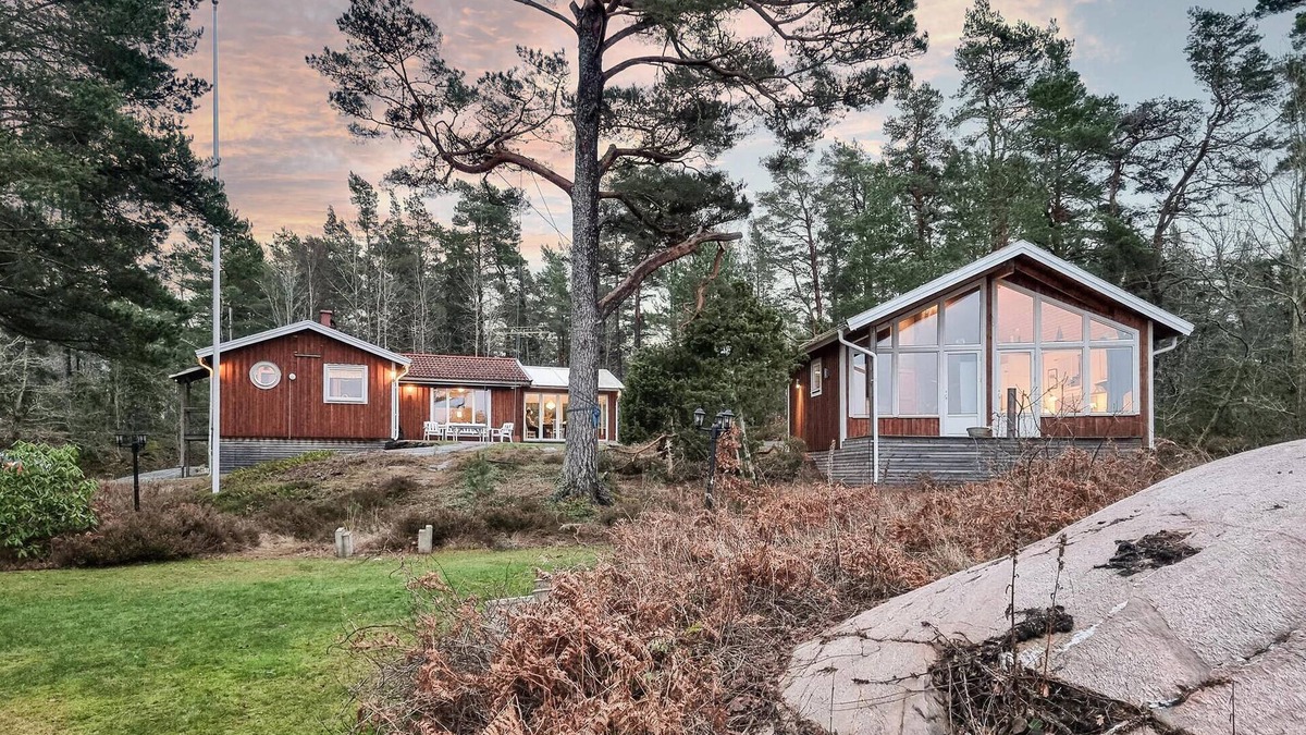 Otterstad House | Cozy home in Lidköping with WiFi