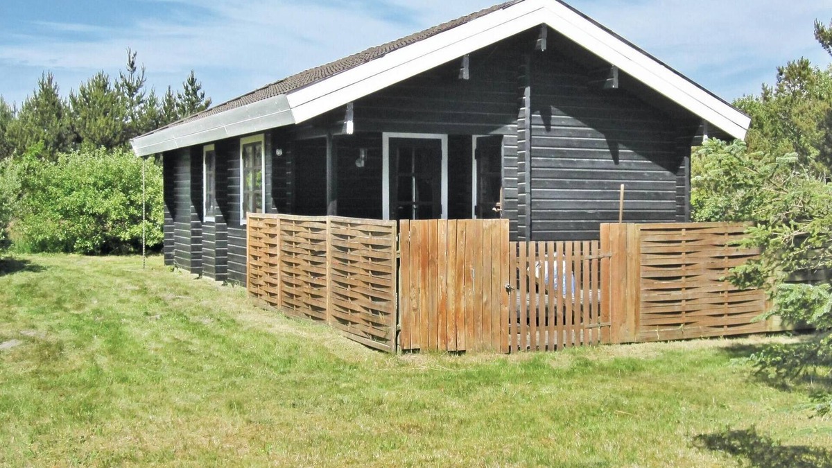 Houstrup House | Cozy home in Nørre Nebel with WiFi