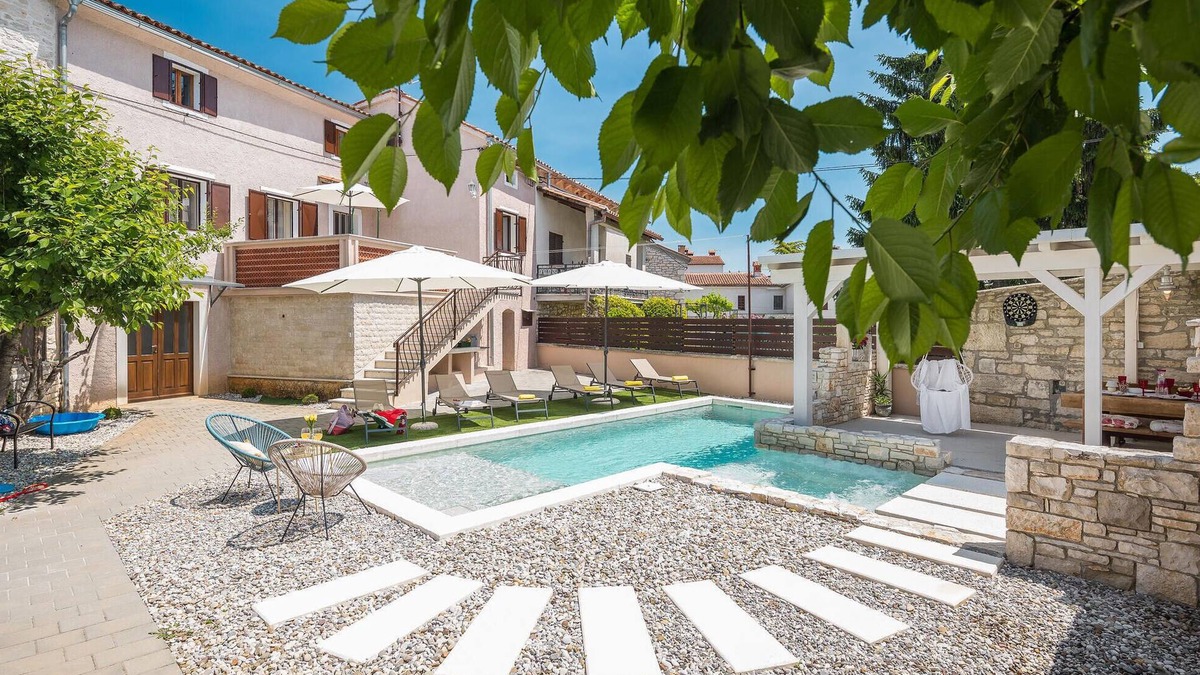 Peresiji House | Cozy home in Peresiji