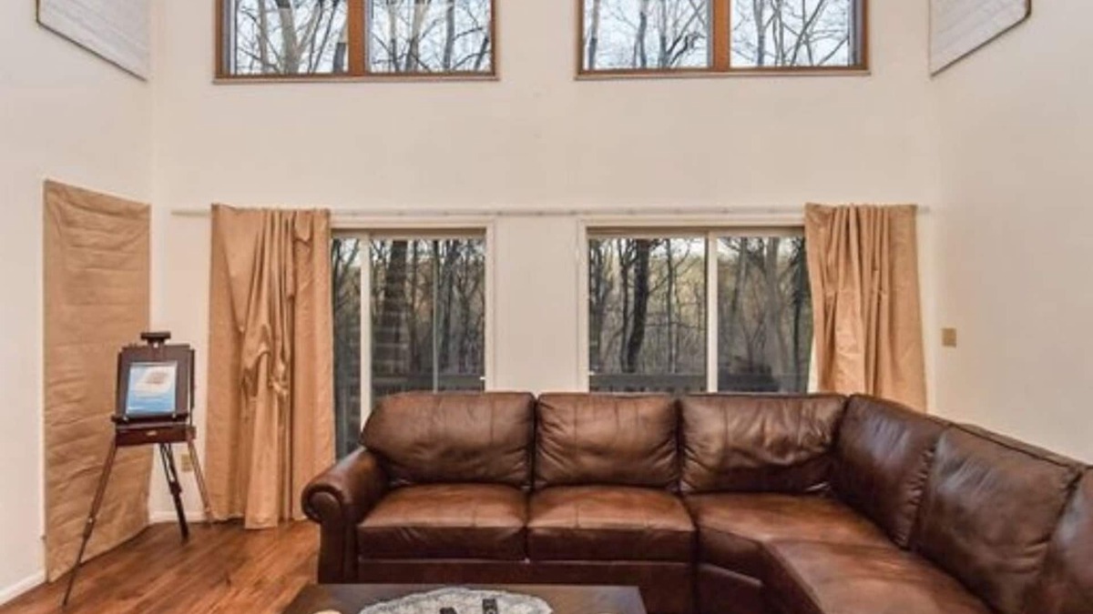 Bushkill House | Cozy home in Poconos: Fireplace, Views.