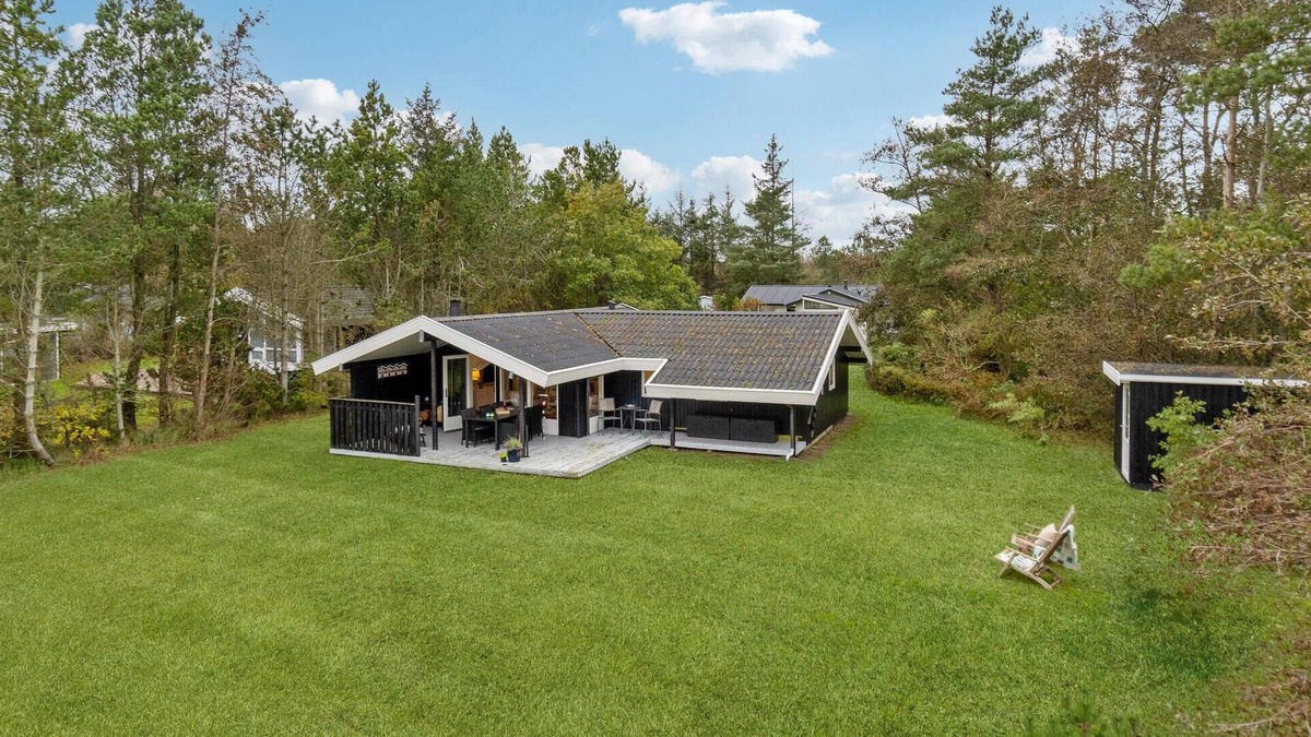 Hulsig House | Cozy home in Skagen with kitchen