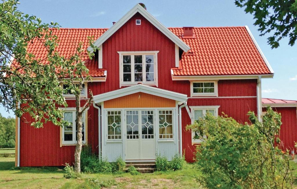 Skillingaryd House | Cozy Home In Skillingaryd With Wifi