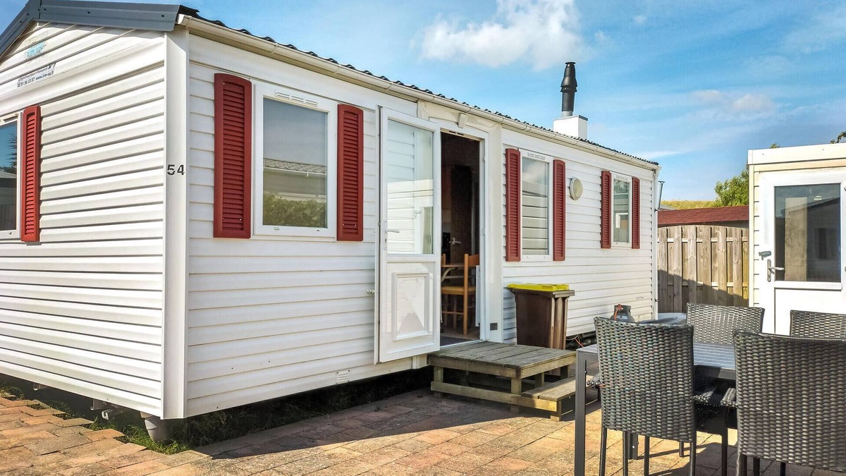 Stavenisse House | Cozy home in Stavenisse with WiFi