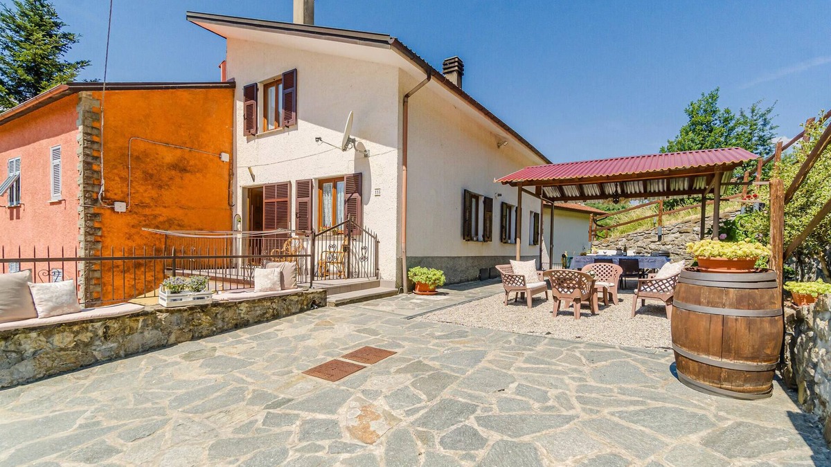 Varese Ligure House | Cozy home in varese ligure (sp)