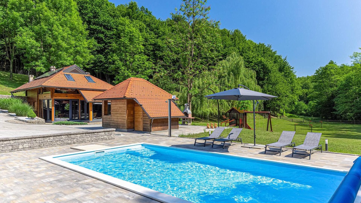 Ivanec House | Cozy home in Vitesinec with sauna