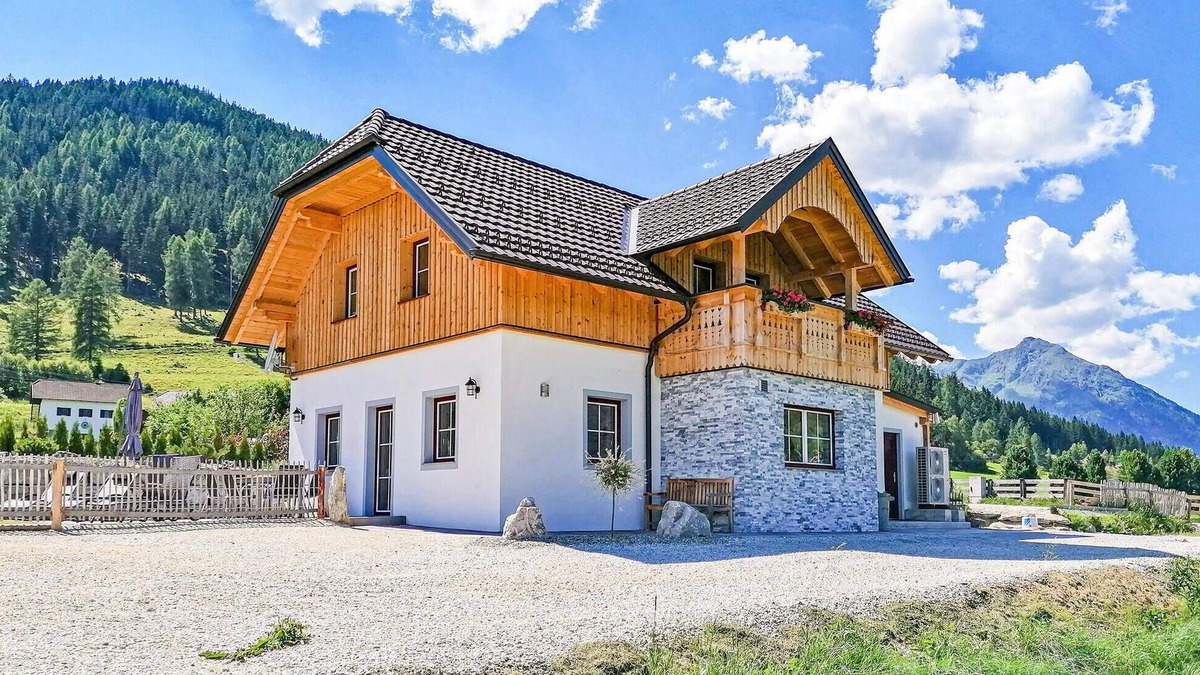 Weisspriach House | Cozy home in Weisspriach with sauna