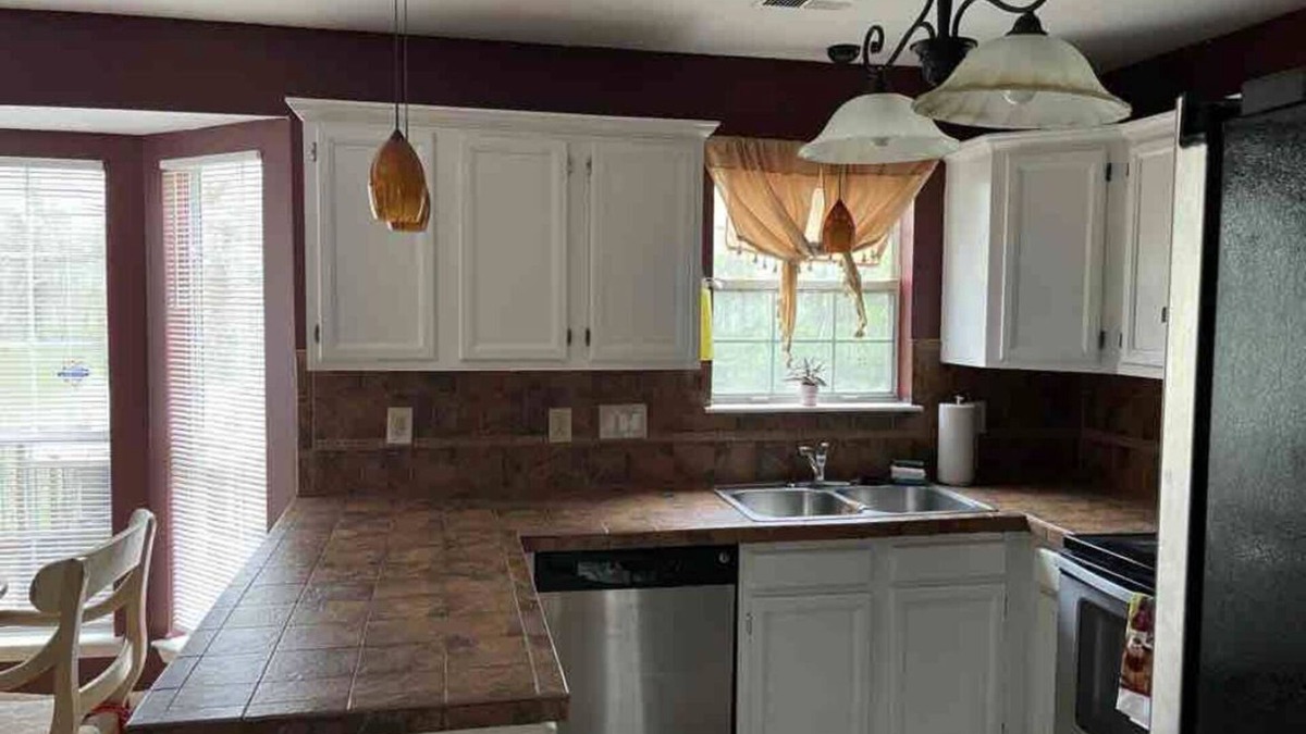 Charlotte House | Cozy home minutes from PNC and Nascar Speedway