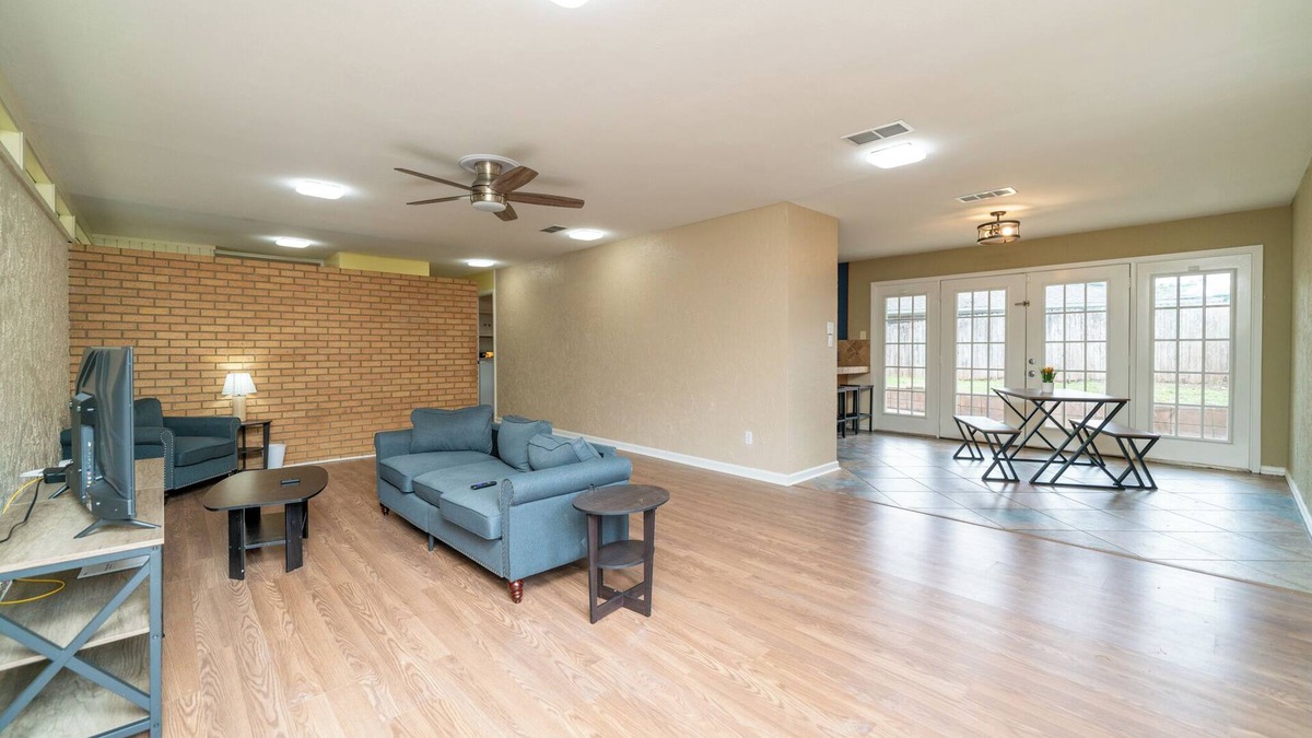 Longview House | Cozy Home Near Downtown Longview