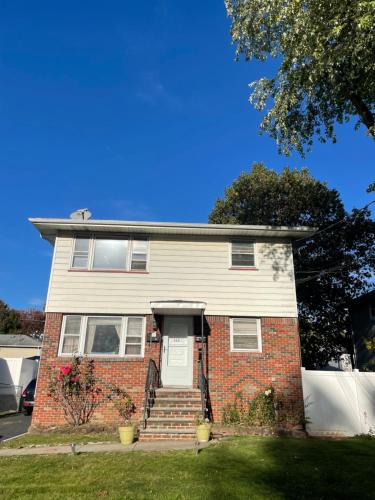 Rahway House | Cozy Home Near Downtown Rahway