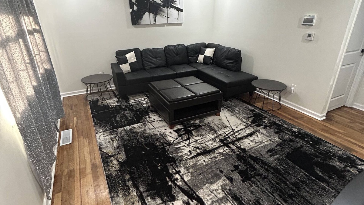 Columbus House | Cozy home near Downtown Columbus