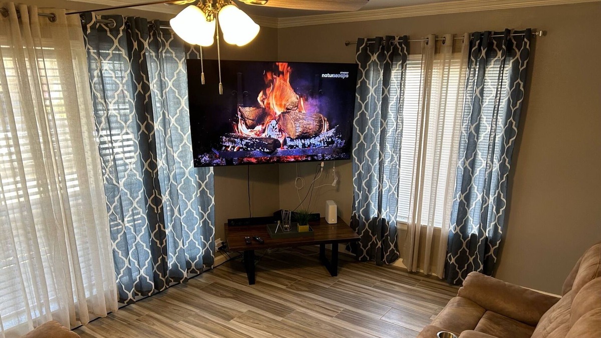 Houston Other | Cozy Home near Downtown Houston and Hobby Airport