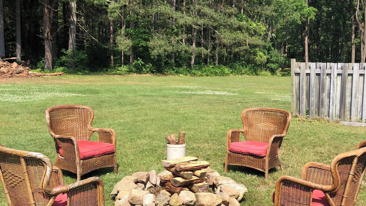 Turkey Point House | Cozy Home near the Beach, with Hiking & Biking Trails, Wineries & Ziplinesnn