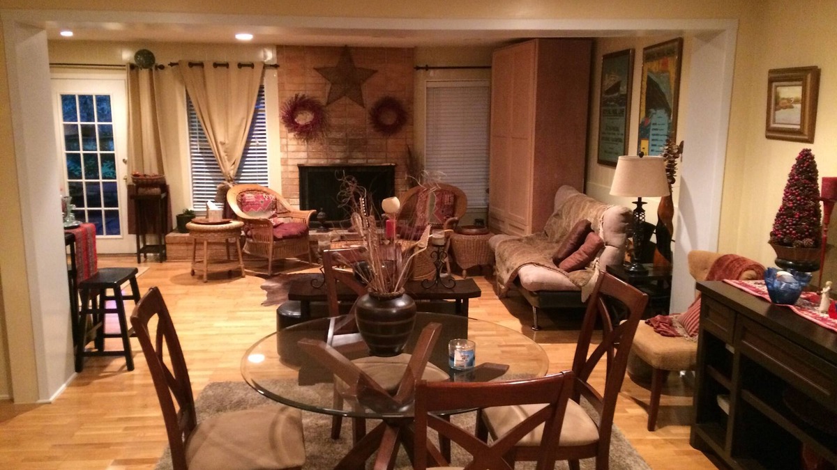 Clear Lake Shores House | Cozy home next to Kemah Boardwalk