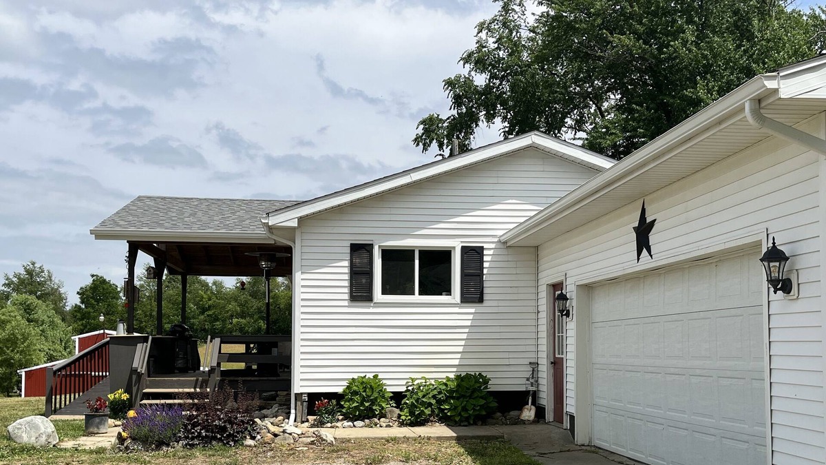 Manitou Beach-Devils Lake Other | Cozy home on 5 acres just two minutes from two beautiful lakes