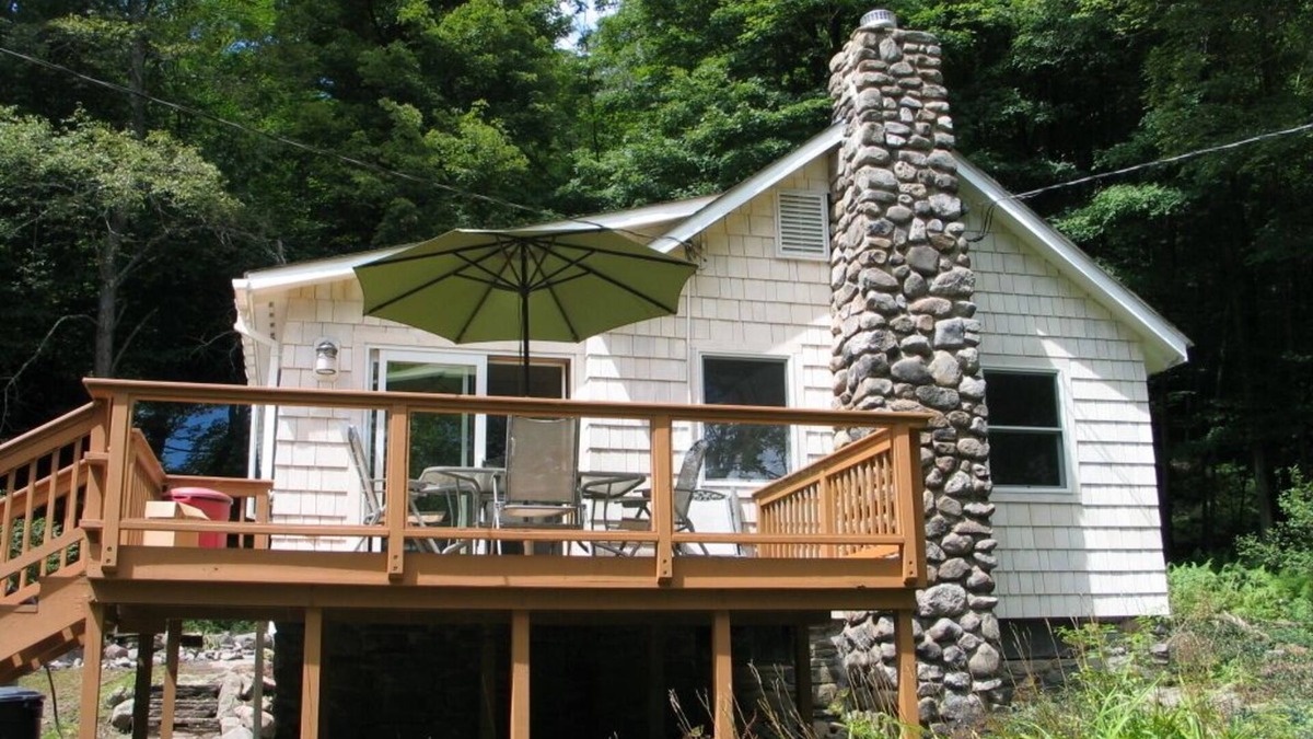 Livingston Manor House | Cozy Home on 58 Private Acres with Two Brooks