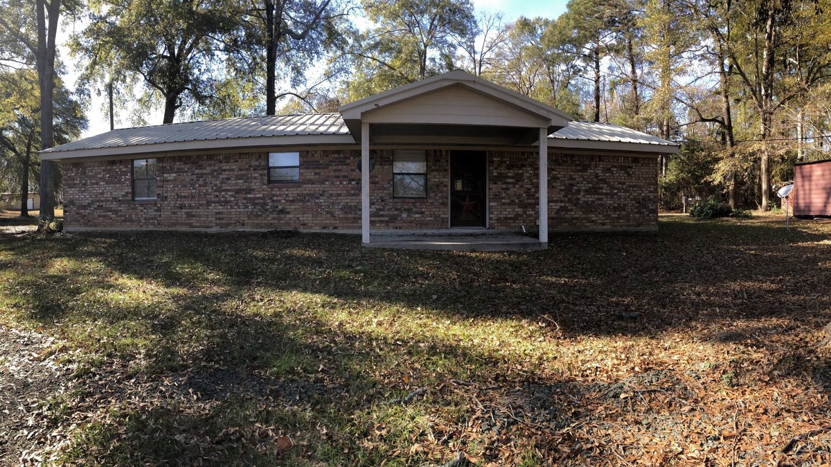 Hemphill House | *Cozy Home on Toledo Bend* Big Circle Drive* Boat Parking* Close to Boat Ramp*