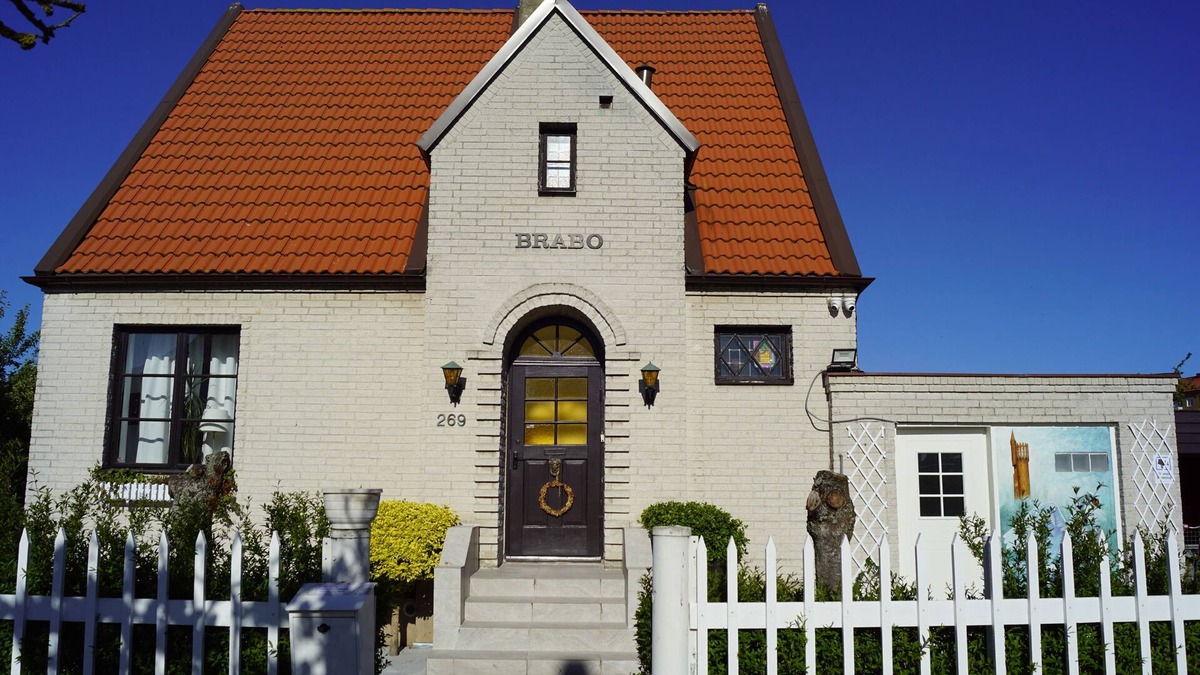 Landskrona Apartment | Cozy home that is close to the amusement park and the beach