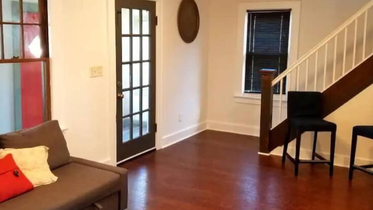 Linden House | Cozy Home very close to NYC