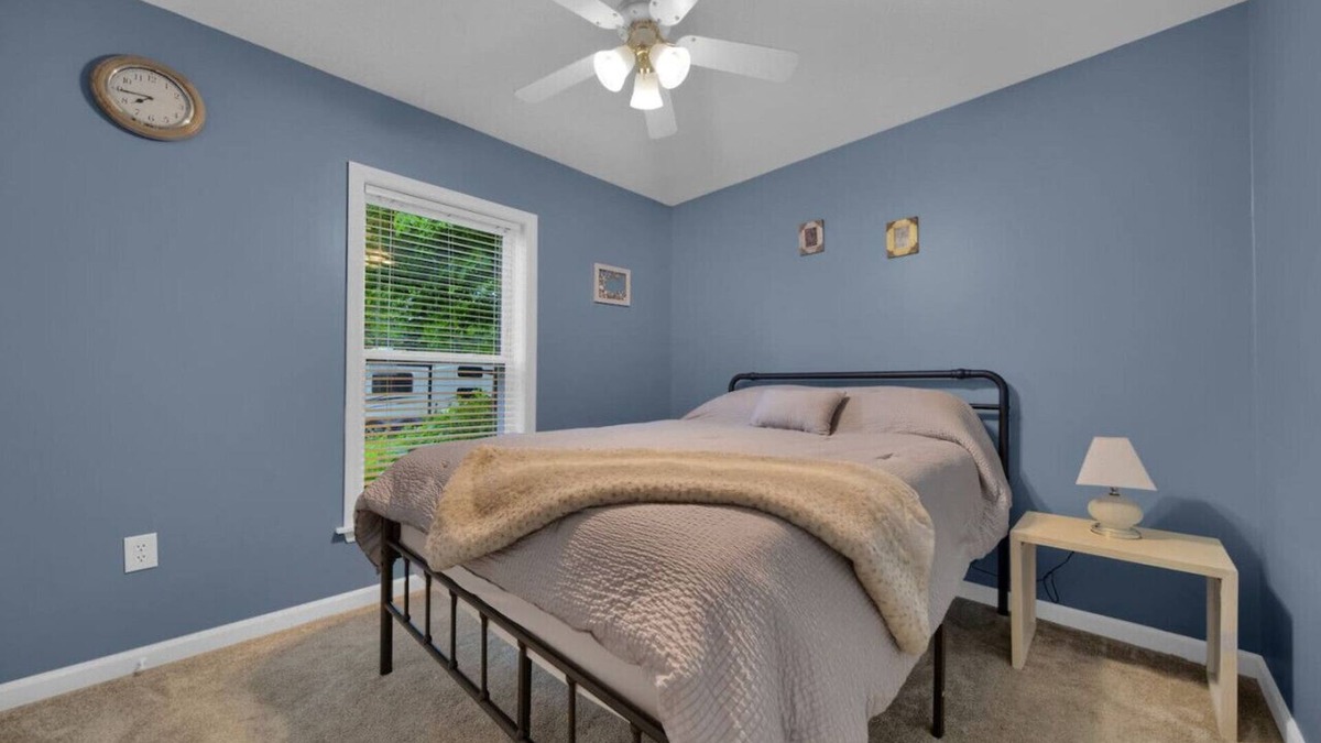 Port Hope House | Cozy Home w Neighborhood Beach! Near Harbor&Beach