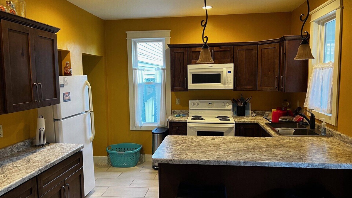Menominee House | Cozy Home with great location close to waterfront
