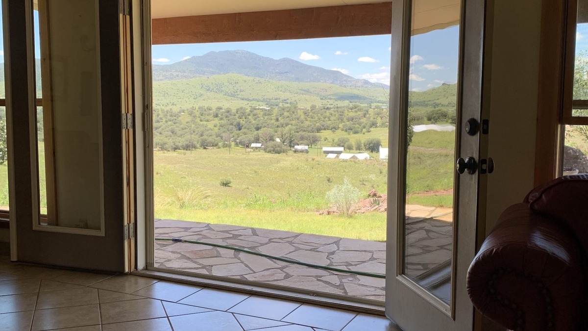 Fort Davis House | Cozy Home With Mountain Views Near Davis Mtn State Park and McDonald Observatory