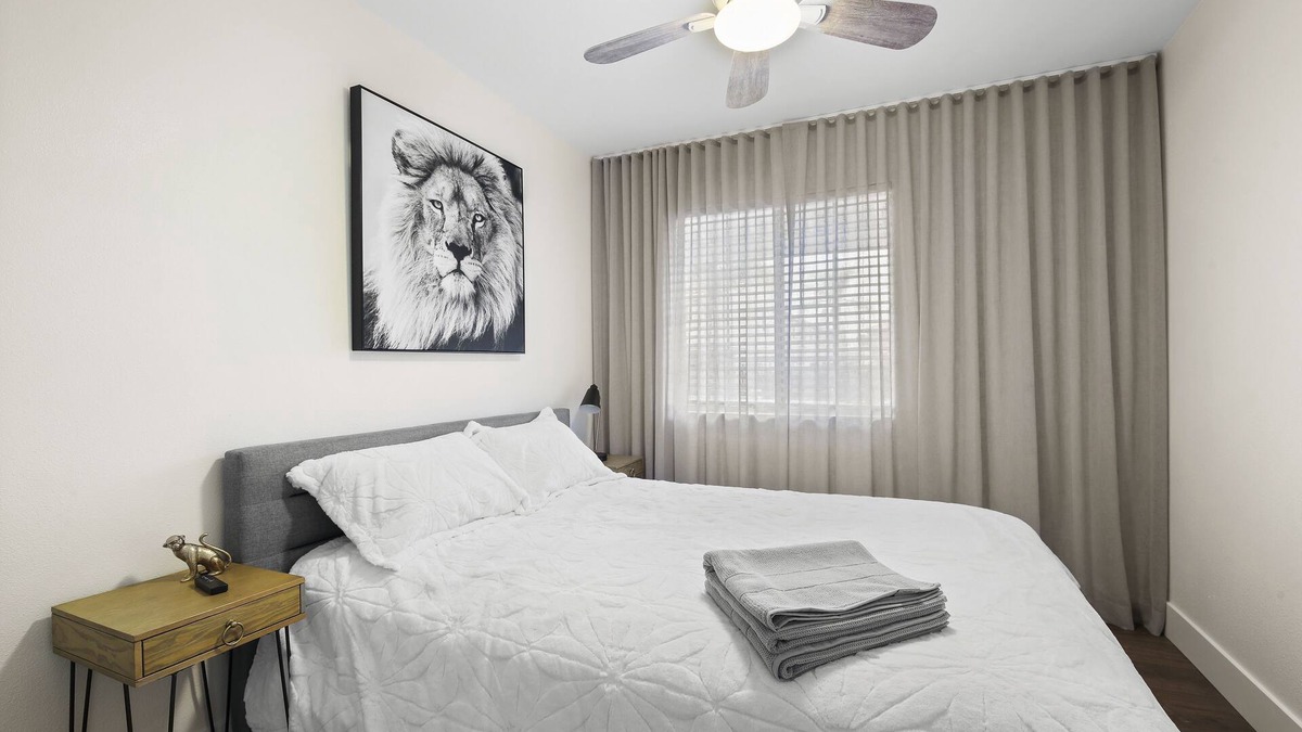 Eastside House | Cozy house 5 mins to the Beach close to Disneyland