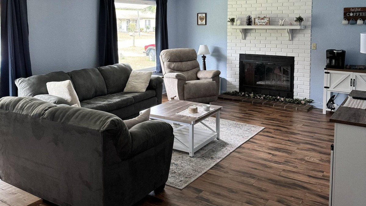 Belleview Heights House | Cozy house DutchEs in Summerfield. nYou are very welcome to enjoy it!