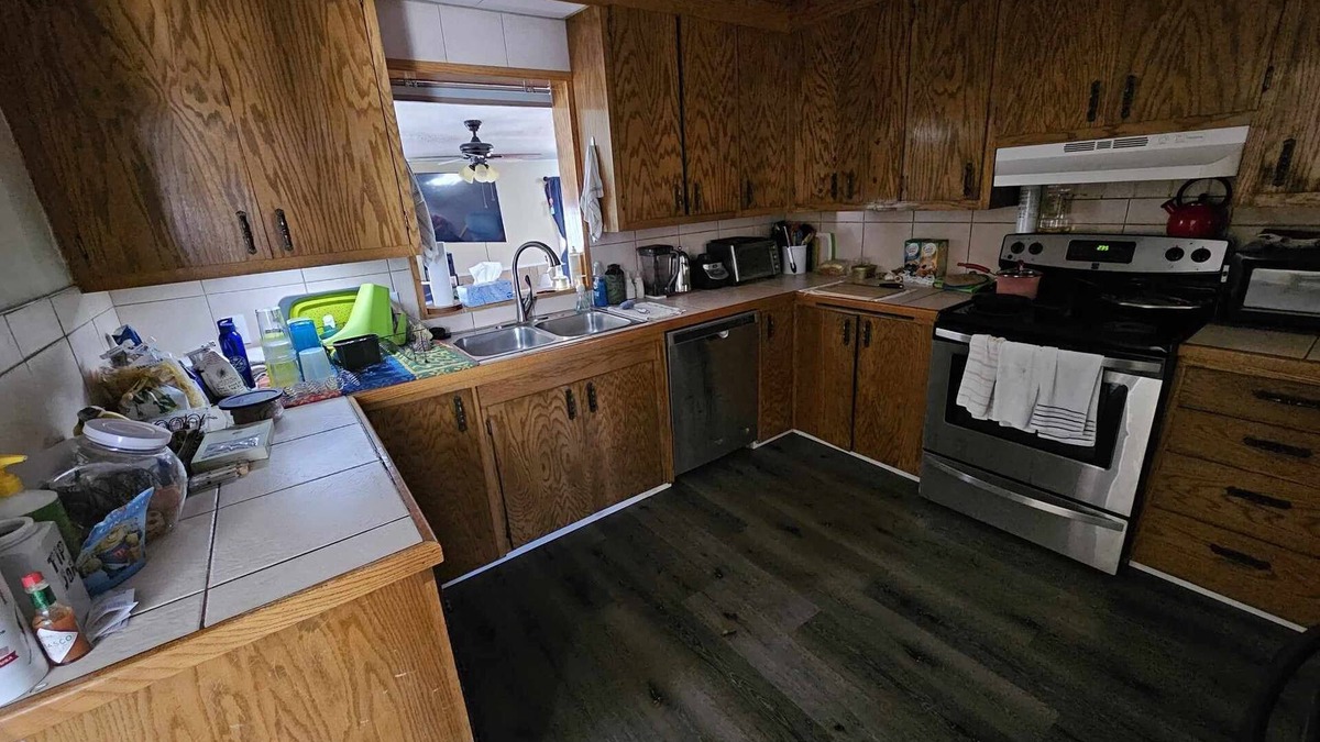 Aberdeen House | Cozy House in Pueblo Colorado in Safe Neighborhood