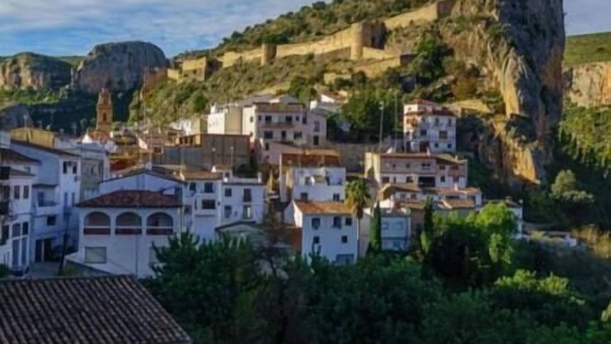 Chulilla House | Cozy house on the banks of the Turia river