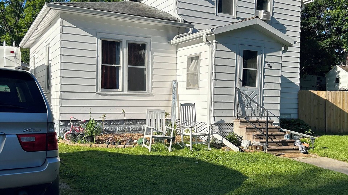 Preston House | Cozy house/small town living. Attractions include trout capital of Minnesota