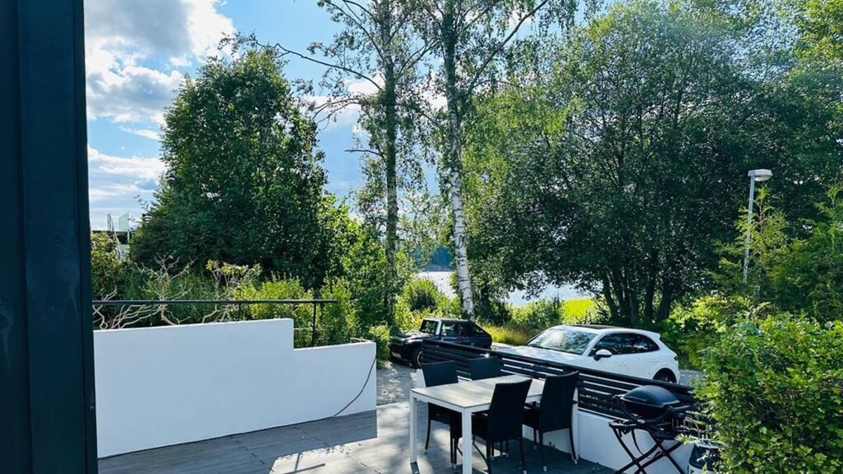 Tyreso House | Cozy house with sea view and terrace just 20 minutes from Stockholm City center