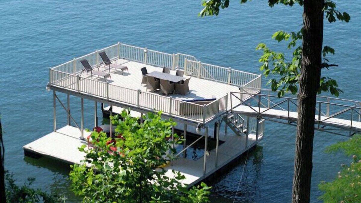 Cullman House | Cozy in the Cove: Smith Lake Cullman County: Private Dock! Year Round Water