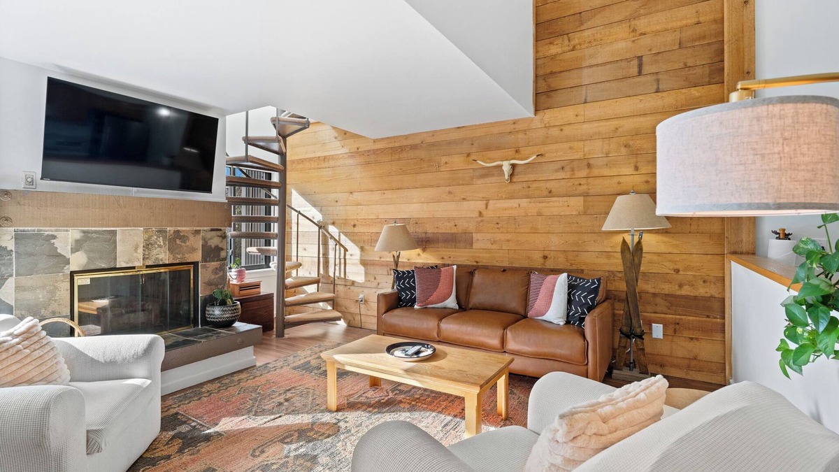 Lakeside Village Condo | Cozy Keystone Condo in Lakeside Village, Just Minutes from River Run Village!