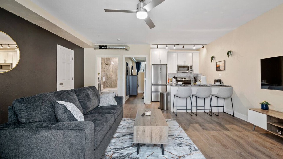 East Liberty Apartment | Cozy King Bed Suite ~ Free Parking & Ground Floor!