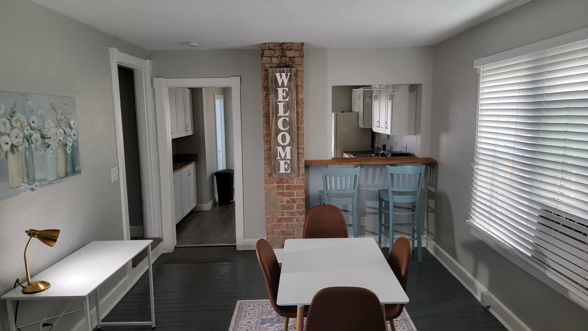 Kings Mills House | Cozy Kings Island Getaway! nLess than 5 minutes to kings island great wolf!