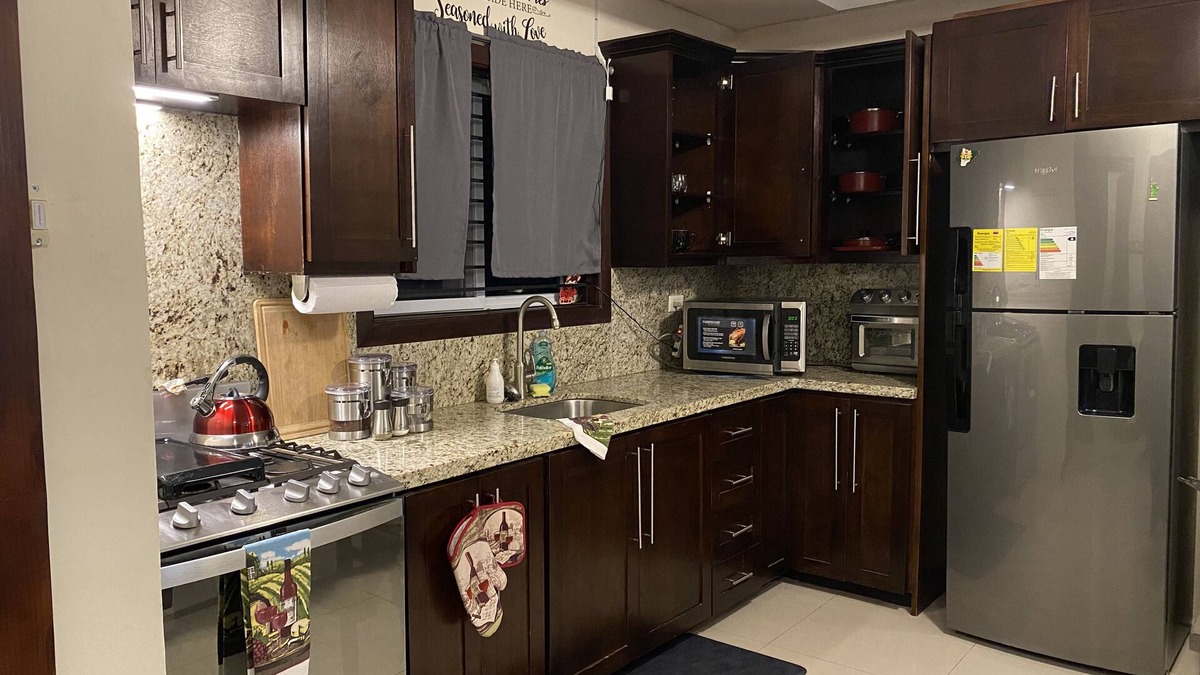 Havendale House | Cozy Kingston Escape-Home away from home