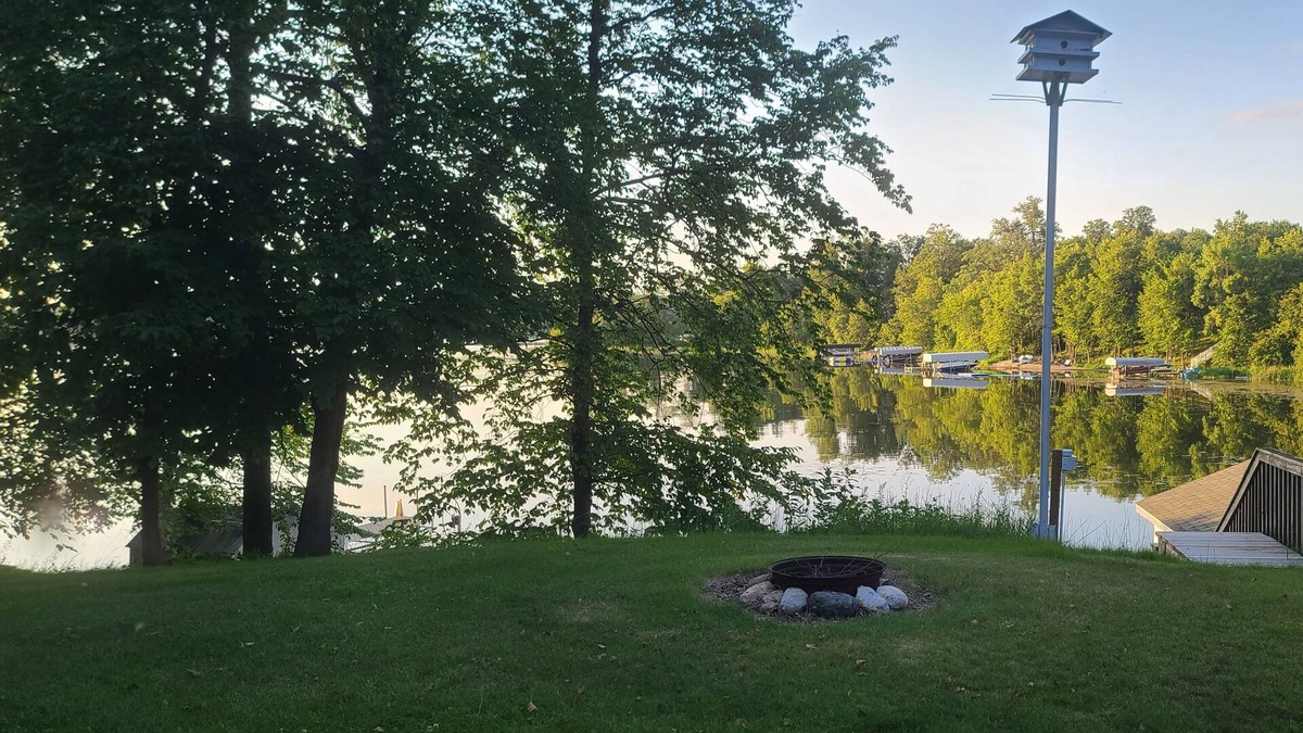 Audubon Cabin | Cozy Lake Cabin W/ Private Beach! No cleaning fee!