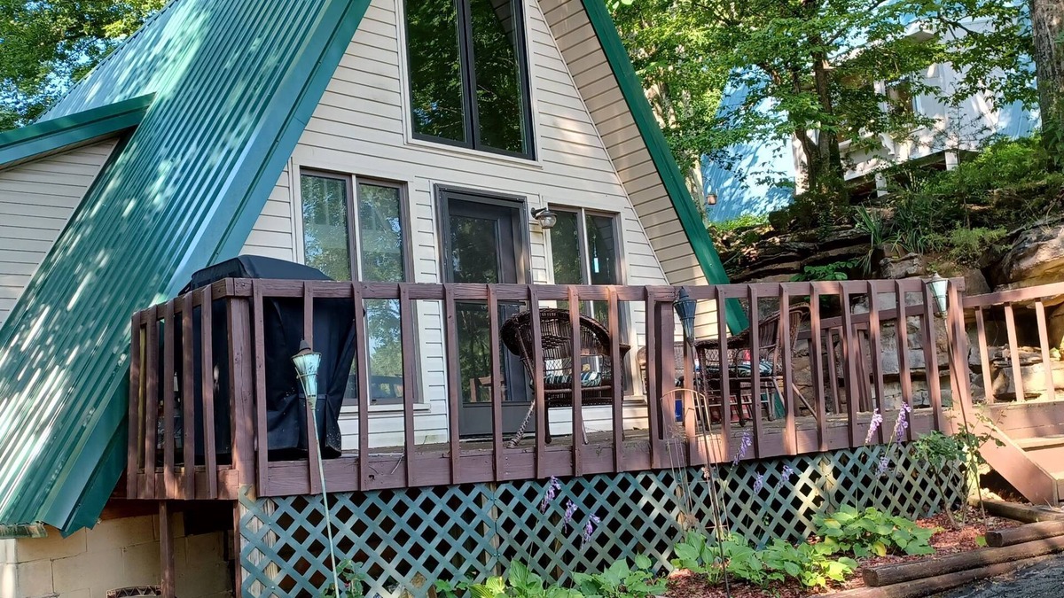 Celina Cottage | Cozy Lake Themed A-frame by Dale Hollow LakenFALL SPECIAL - Price reduced by 25%