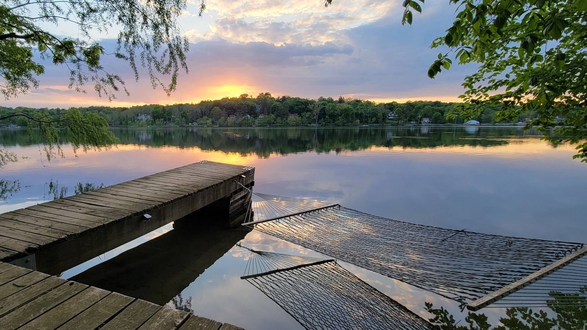 Walton Park House | 🔥Cozy Lakefront Cabin🔥