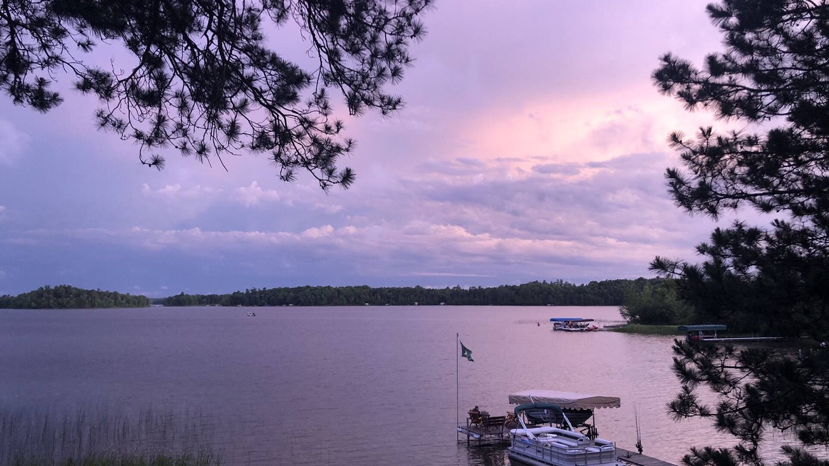 Remer Cabin | Cozy lakefront chalet with cedar hot tub + stunning lake views