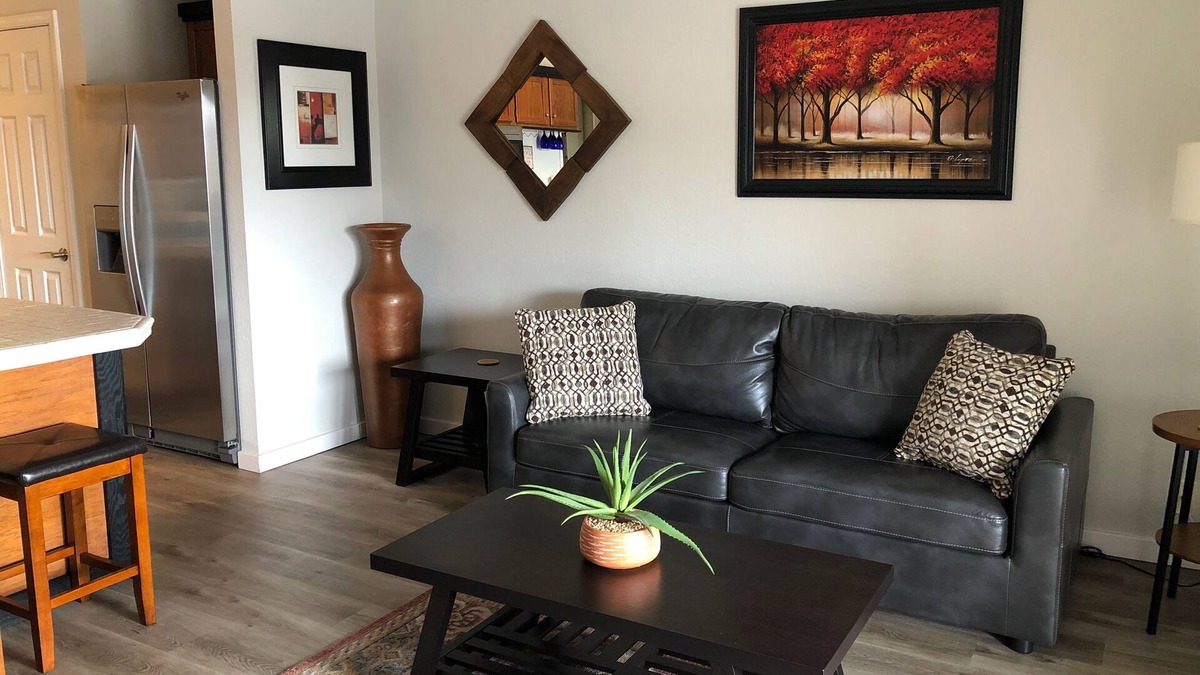 Village of Four Seasons Condo | Cozy Lakefront Condo for a Couples Getaway